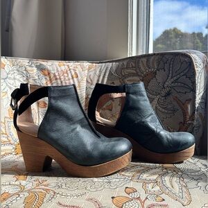 Free People Black Leather Women's Shoes